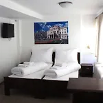 Botel Gracia 3*