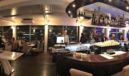 Hotel en barco Gracia Bratislava