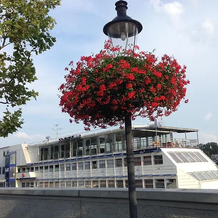 Hotel en barco Gracia Bratislava