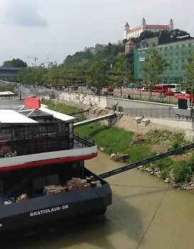 Gracia Bådhotel Bratislava