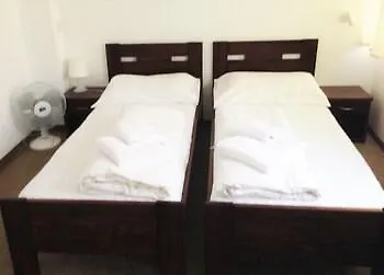 Gracia Bateau-hôtel 3*