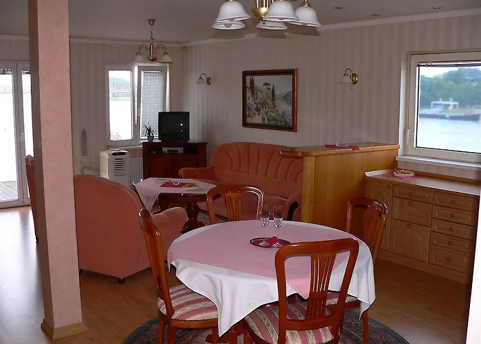 Gracia Bateau-hôtel 3*