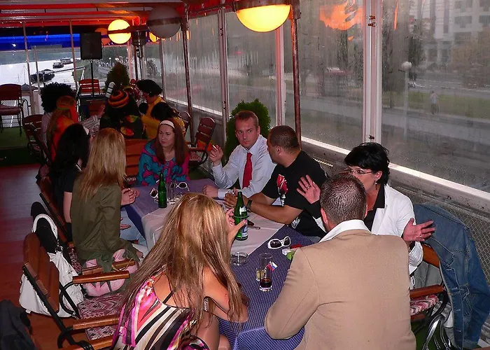 Gracia Bateau-hôtel 3*