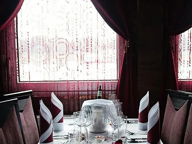 Gracia Bateau-hôtel