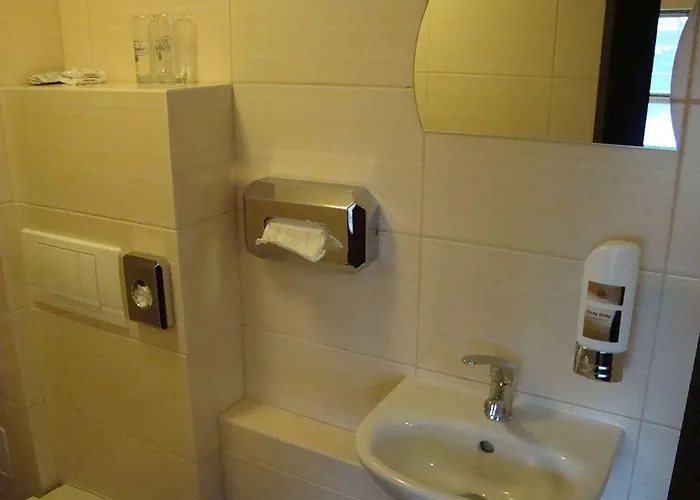 Gracia Bateau-hôtel 3*